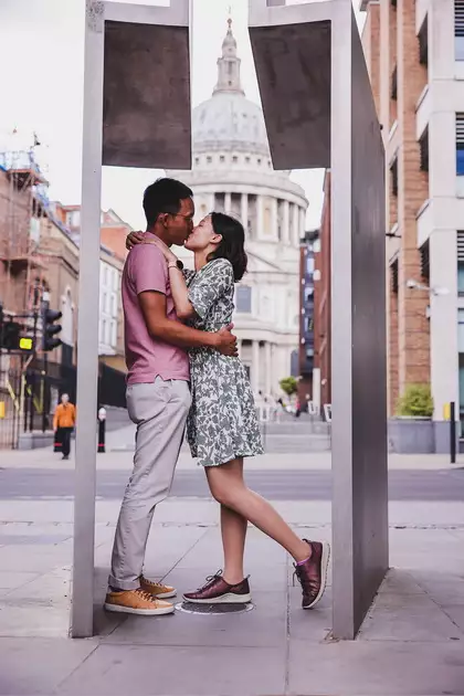 Proposal photography on The Millennium Bridge